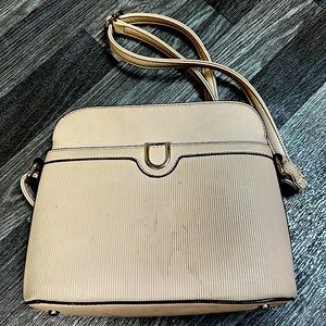 Pink Elegant Purse For Casual Hangouts Or Dinner’s